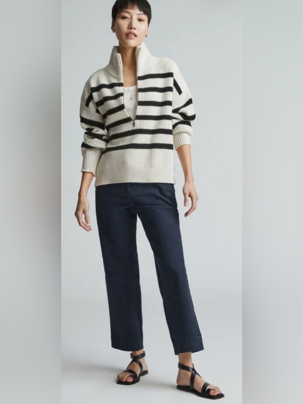 Everlane Organic Straight-Leg Pant True Navy High Rise Cropped Size 0